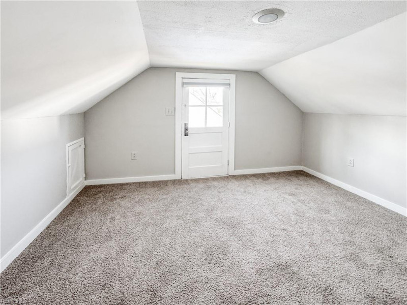 Photo 35 of 41 residential for sale in Portsmouth virginia