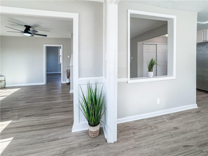 Photo 6 of 41 residential for sale in Portsmouth virginia