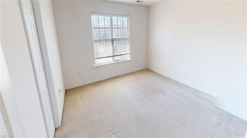 Photo 18 of 50 residential for sale in Henrico County virginia