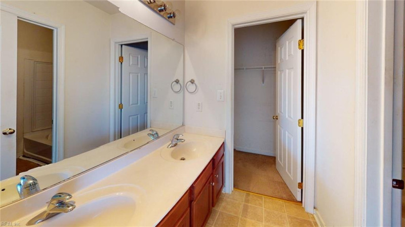 Photo 27 of 50 residential for sale in Henrico County virginia