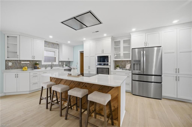 Photo 2 of 49 residential for sale in Virginia Beach virginia