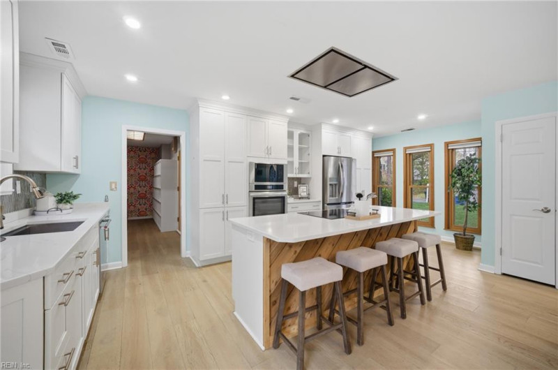 Photo 9 of 49 residential for sale in Virginia Beach virginia