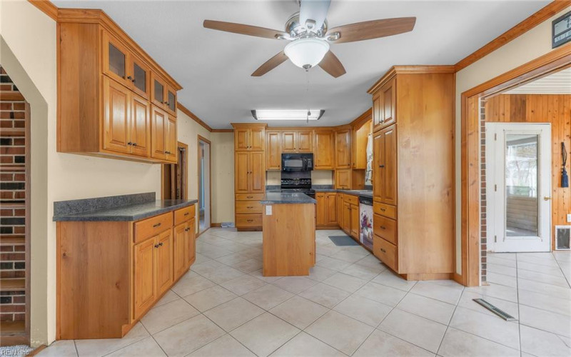 Photo 10 of 40 residential for sale in Suffolk virginia Photo 10 of 40 residential for sale in Suffolk virginia