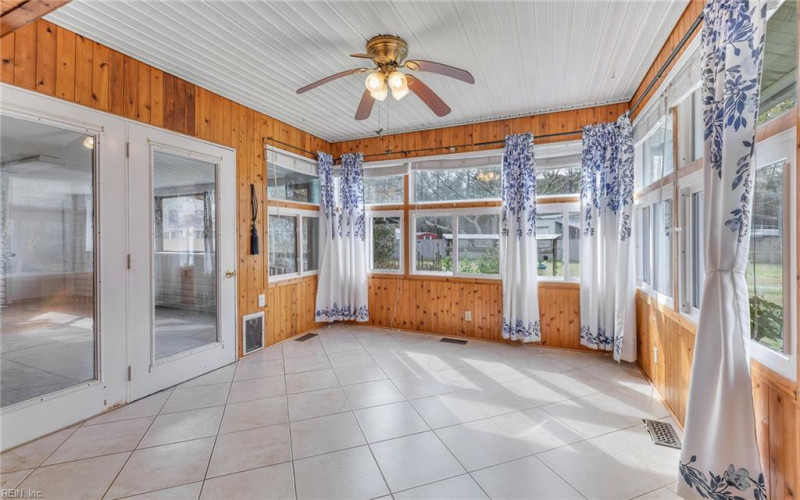 Photo 16 of 40 residential for sale in Suffolk virginia Photo 16 of 40 residential for sale in Suffolk virginia