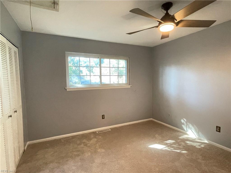 Photo 7 of 13 residential for sale in Virginia Beach virginia