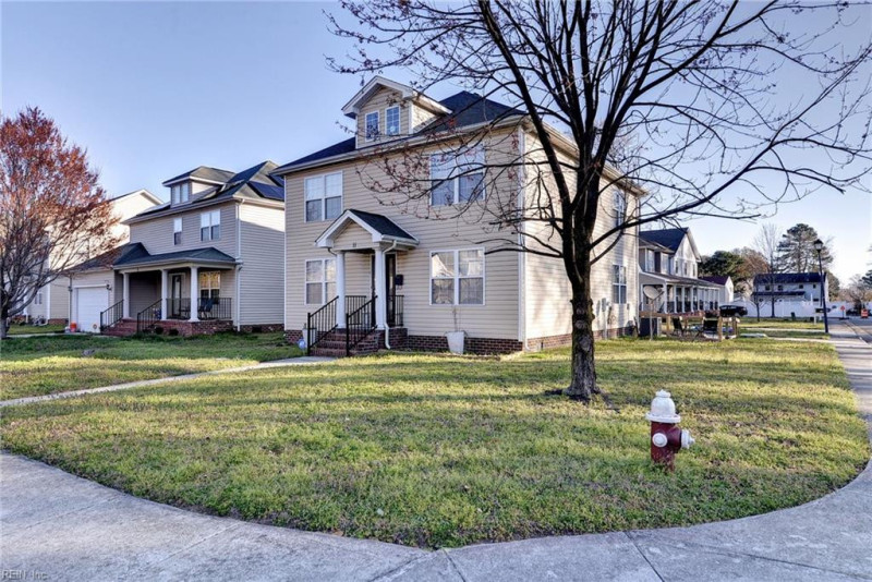 Photo 1 of 18 residential for sale in Hampton virginia