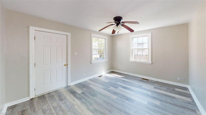 Photo 35 of 47 residential for sale in Portsmouth virginia Photo 35 of 47 residential for sale in Portsmouth virginia