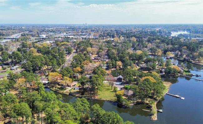 233 Valleau Road, Norfolk, VA 23502