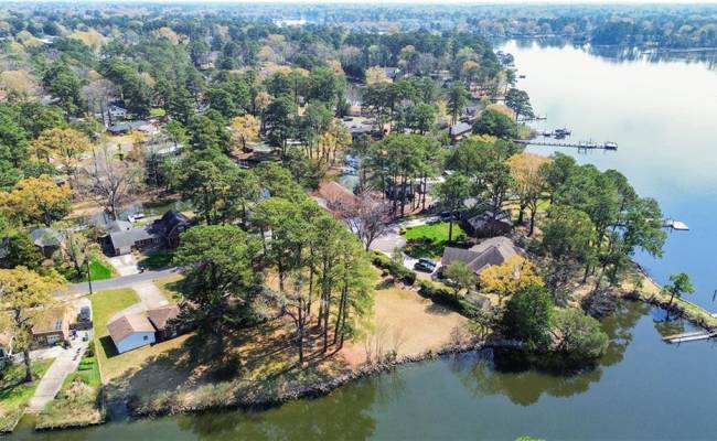 233 Valleau Road, Norfolk, VA 23502