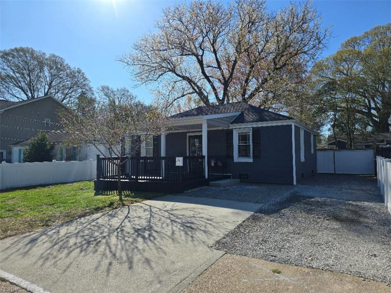 Photo 1 of 28 residential for sale in Norfolk virginia