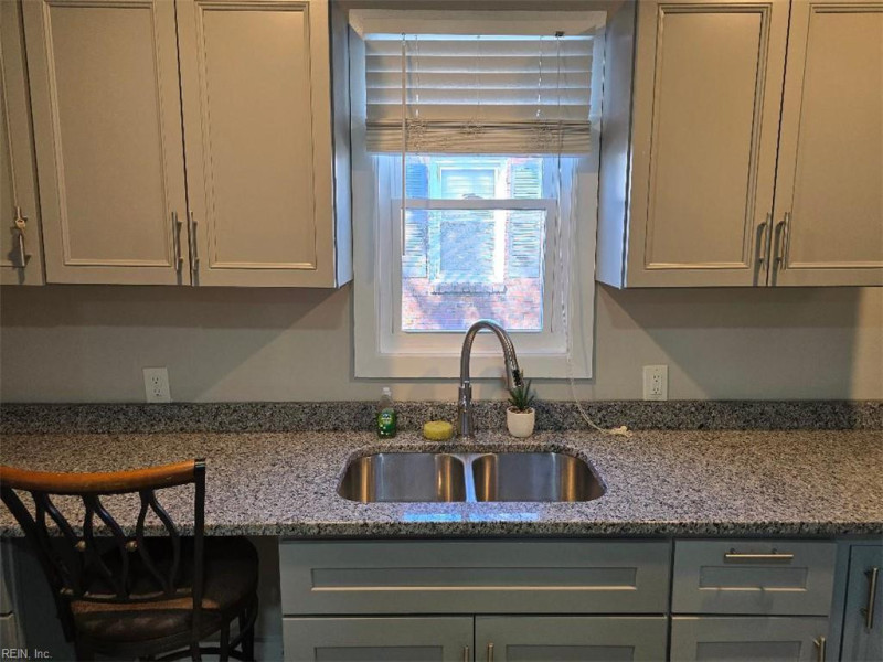 Photo 10 of 28 residential for sale in Norfolk virginia