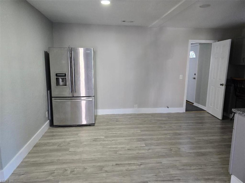 Photo 13 of 28 residential for sale in Norfolk virginia