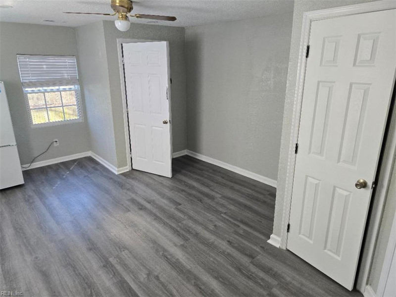 Photo 14 of 28 residential for sale in Norfolk virginia