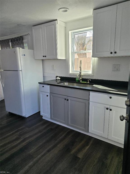 Photo 27 of 28 residential for sale in Norfolk virginia