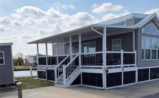 3665 Sandpiper Road, Virginia Beach, VA 23456