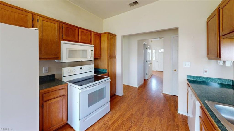 Photo 35 of 50 residential for sale in Chesapeake virginia Photo 35 of 50 residential for sale in Chesapeake virginia
