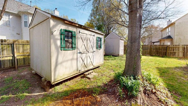 Photo 41 of 50 residential for sale in Chesapeake virginia Photo 41 of 50 residential for sale in Chesapeake virginia