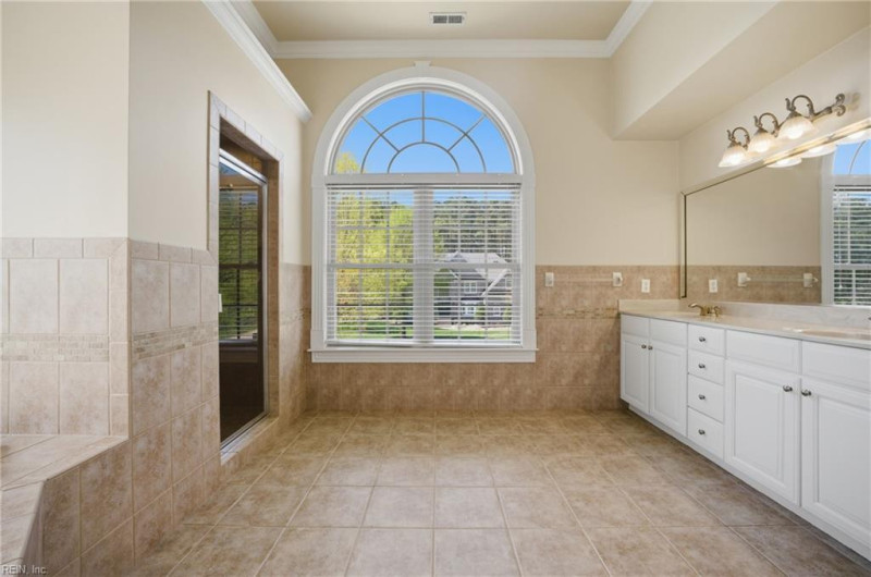 Photo 29 of 48 residential for sale in Chesapeake virginia