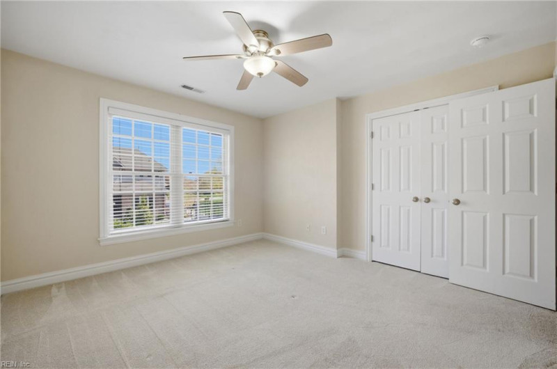 Photo 35 of 48 residential for sale in Chesapeake virginia