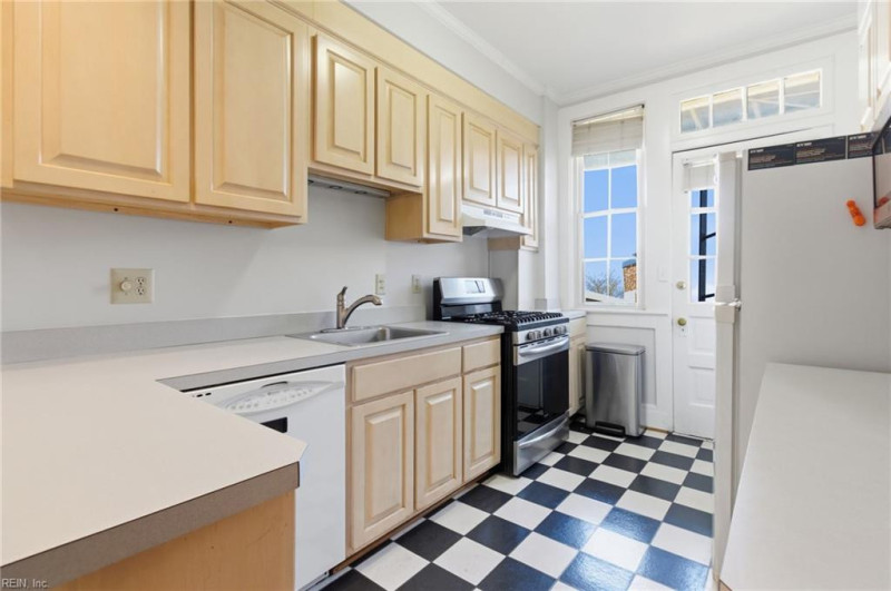 Photo 9 of 32 residential for sale in Norfolk virginia Photo 9 of 32 residential for sale in Norfolk virginia