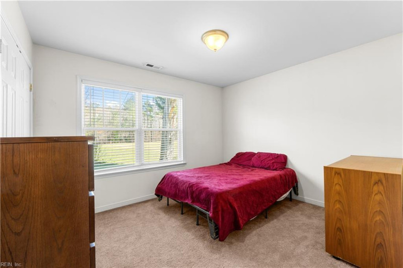 Photo 12 of 18 residential for sale in Surry County virginia