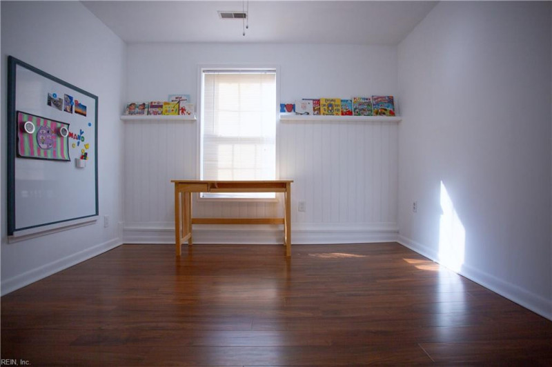 Photo 10 of 20 residential for sale in Virginia Beach virginia