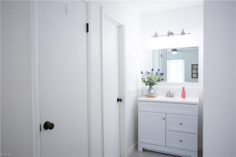 Photo 18 of 20 residential for sale in Virginia Beach virginia