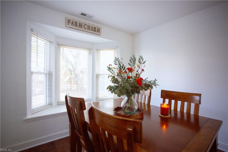 Photo 5 of 20 residential for sale in Virginia Beach virginia