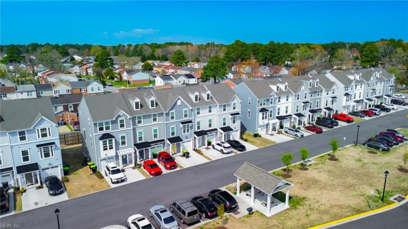 Photo 40 of 47 residential for sale in Chesapeake virginia Photo 40 of 47 residential for sale in Chesapeake virginia