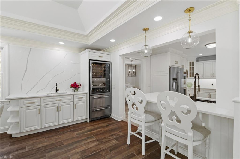 Photo 15 of 48 residential for sale in Virginia Beach virginia