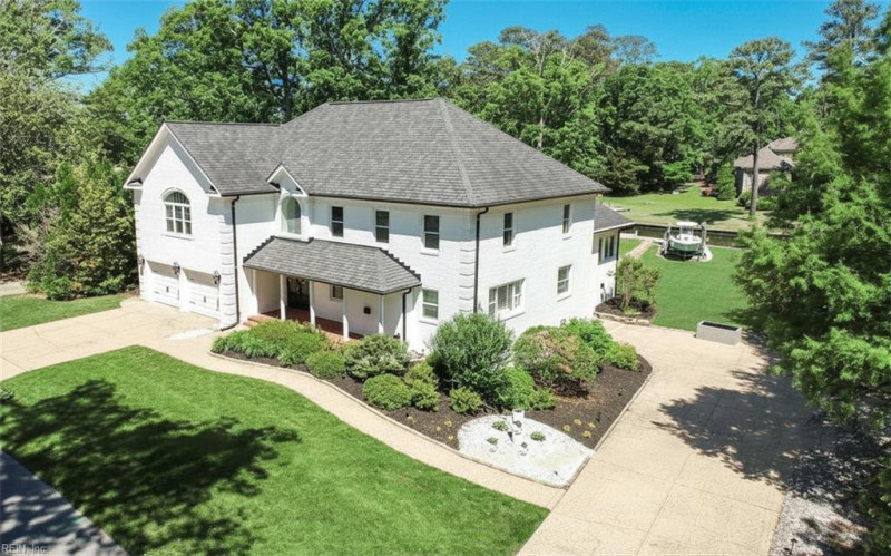 Photo 5 of 48 residential for sale in Virginia Beach virginia