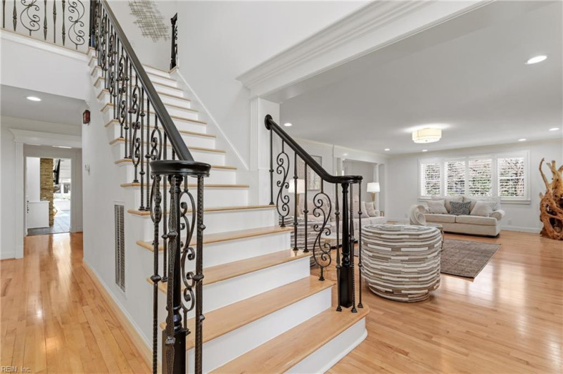 Photo 7 of 48 residential for sale in Virginia Beach virginia