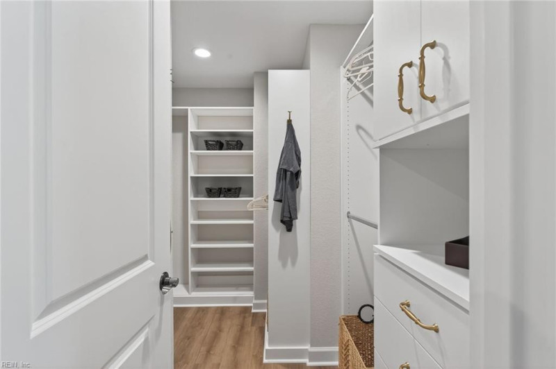 Photo 46 of 50 residential for sale in Suffolk virginia