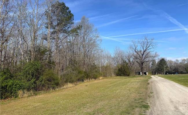 5.481 Centennial Road, Prince George County, VA 23842