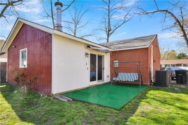 Photo 13 of 17 residential for sale in Hampton virginia Photo 13 of 17 residential for sale in Hampton virginia