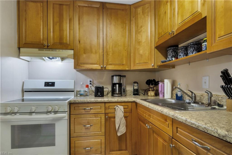 Photo 5 of 17 residential for sale in Hampton virginia Photo 5 of 17 residential for sale in Hampton virginia