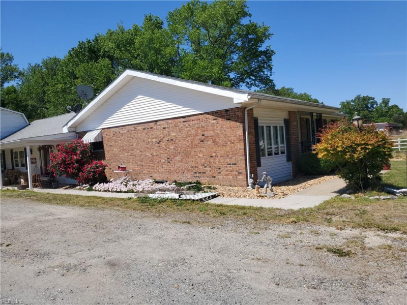 Photo 2 of 6 residential for sale in Mathews County virginia