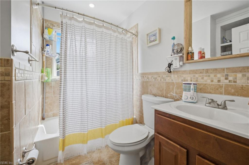 Photo 21 of 31 residential for sale in Norfolk virginia