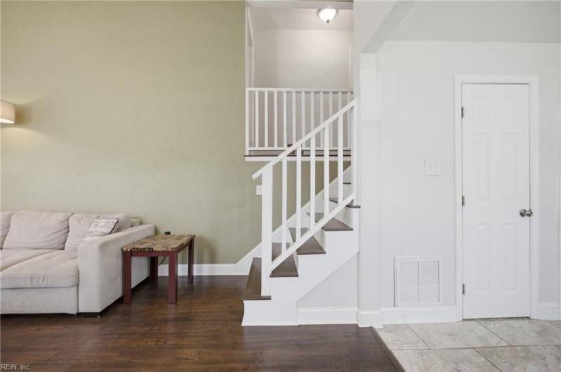 Photo 6 of 31 residential for sale in Norfolk virginia