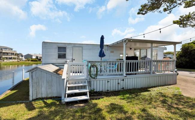 3665 Sandpiper Road, Virginia Beach, VA 23456