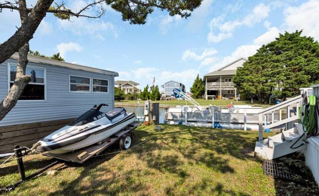 3665 Sandpiper Road, Virginia Beach, VA 23456