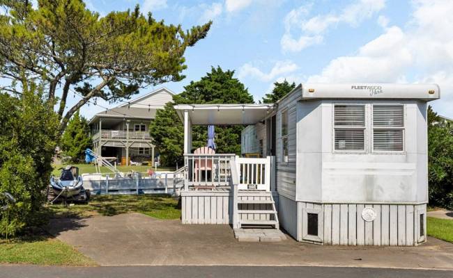 3665 Sandpiper Road, Virginia Beach, VA 23456