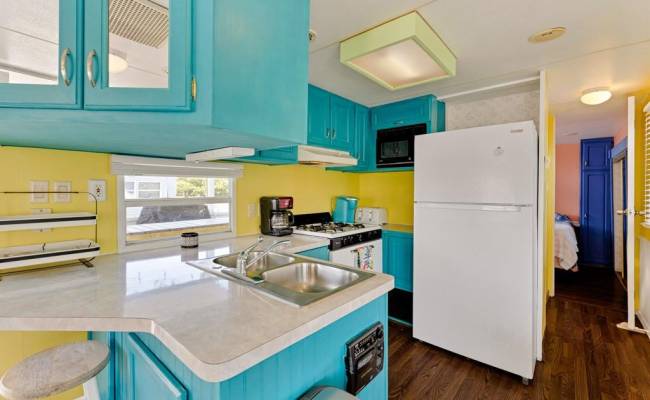 3665 Sandpiper Road, Virginia Beach, VA 23456