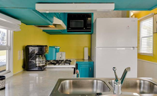 3665 Sandpiper Road, Virginia Beach, VA 23456