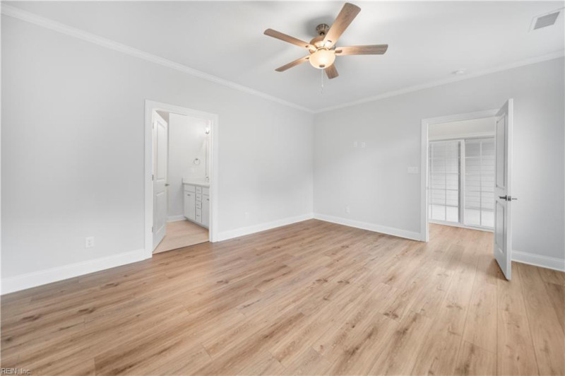 Photo 7 of 16 residential for sale in Suffolk virginia