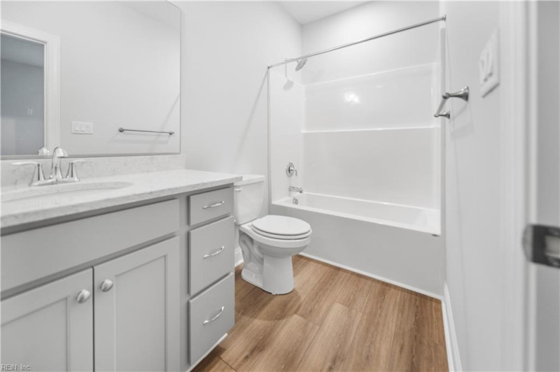 Photo 8 of 16 residential for sale in Suffolk virginia