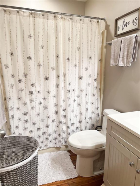 Photo 23 of 39 residential for sale in Middlesex County virginia