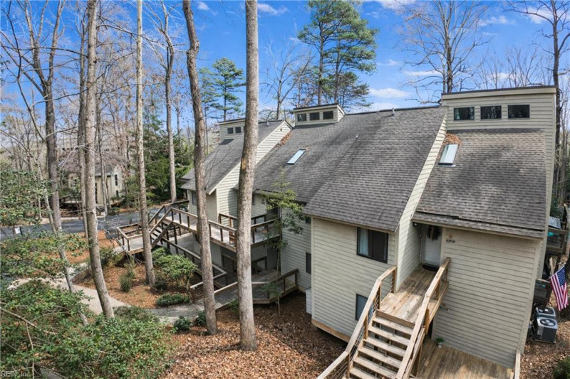 Photo 33 of 39 residential for sale in Middlesex County virginia