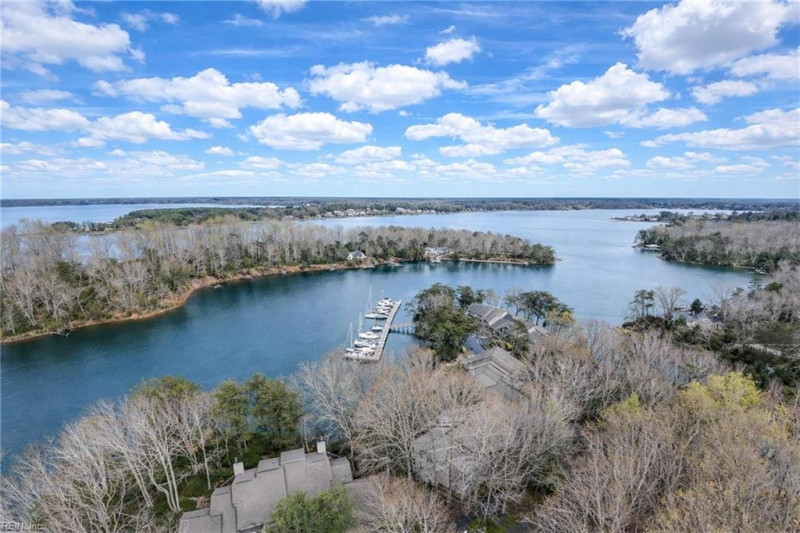 Photo 4 of 39 residential for sale in Middlesex County virginia