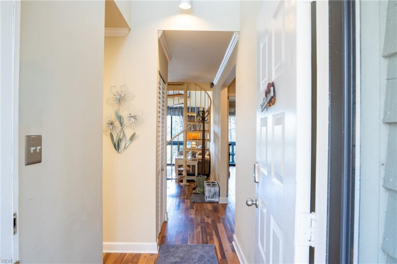 Photo 6 of 39 residential for sale in Middlesex County virginia